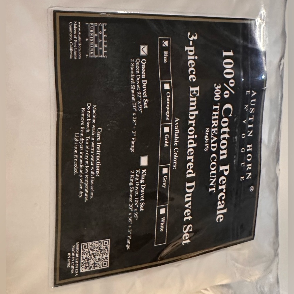 Austin Horn 100% Percale Charlotte Emb 3pc. Duvet Set Queen - Picture 5 of 5